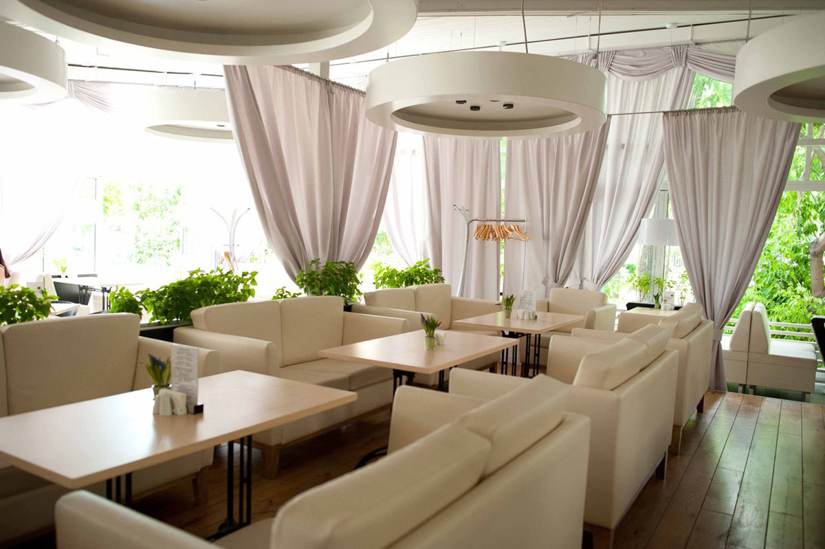 Основной зал — Wok Cafe