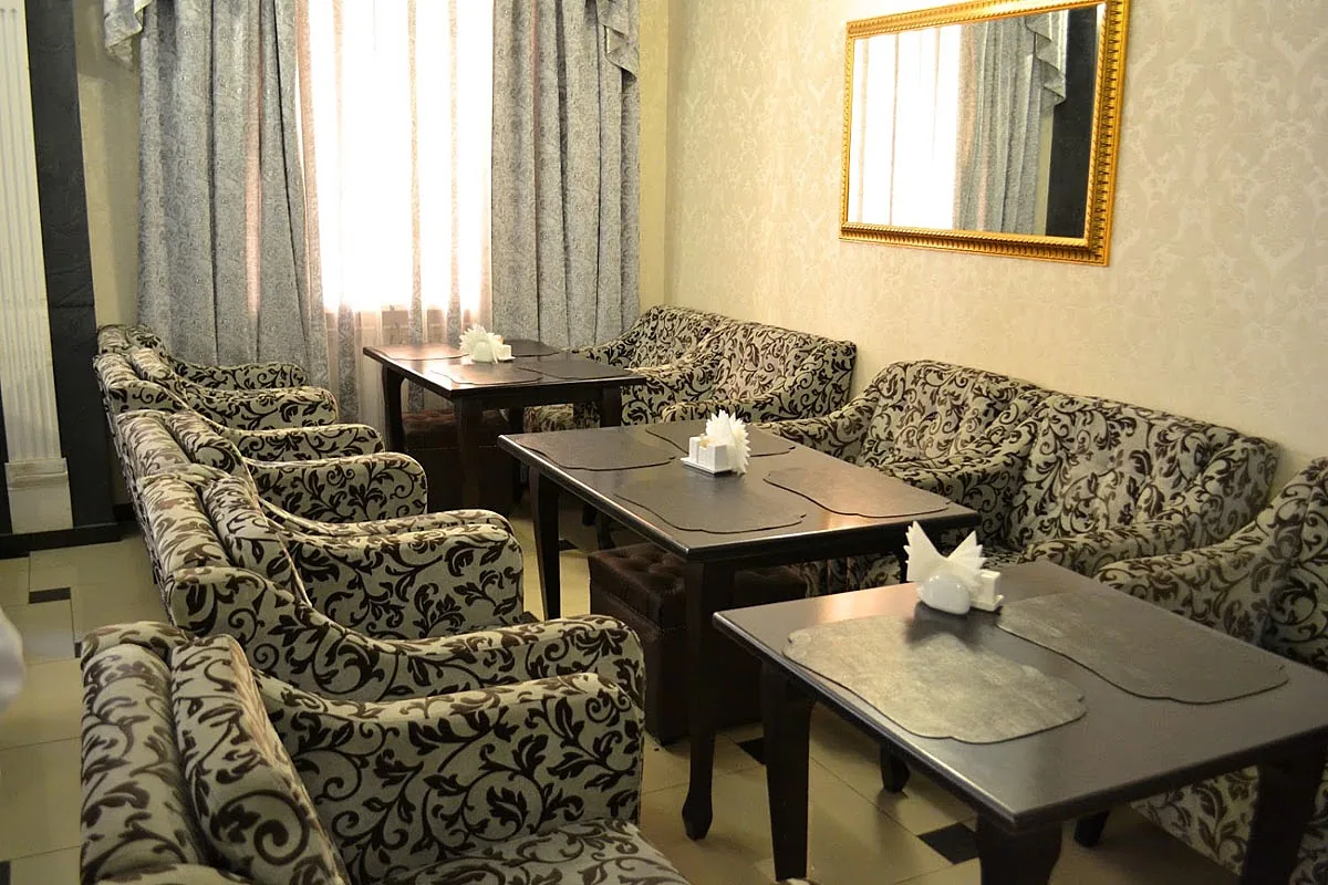Frant Hotel — Зал на 40 человек, фото банкетного зала