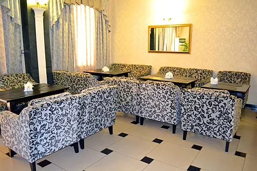 Зал на 40 человек — Frant Hotel