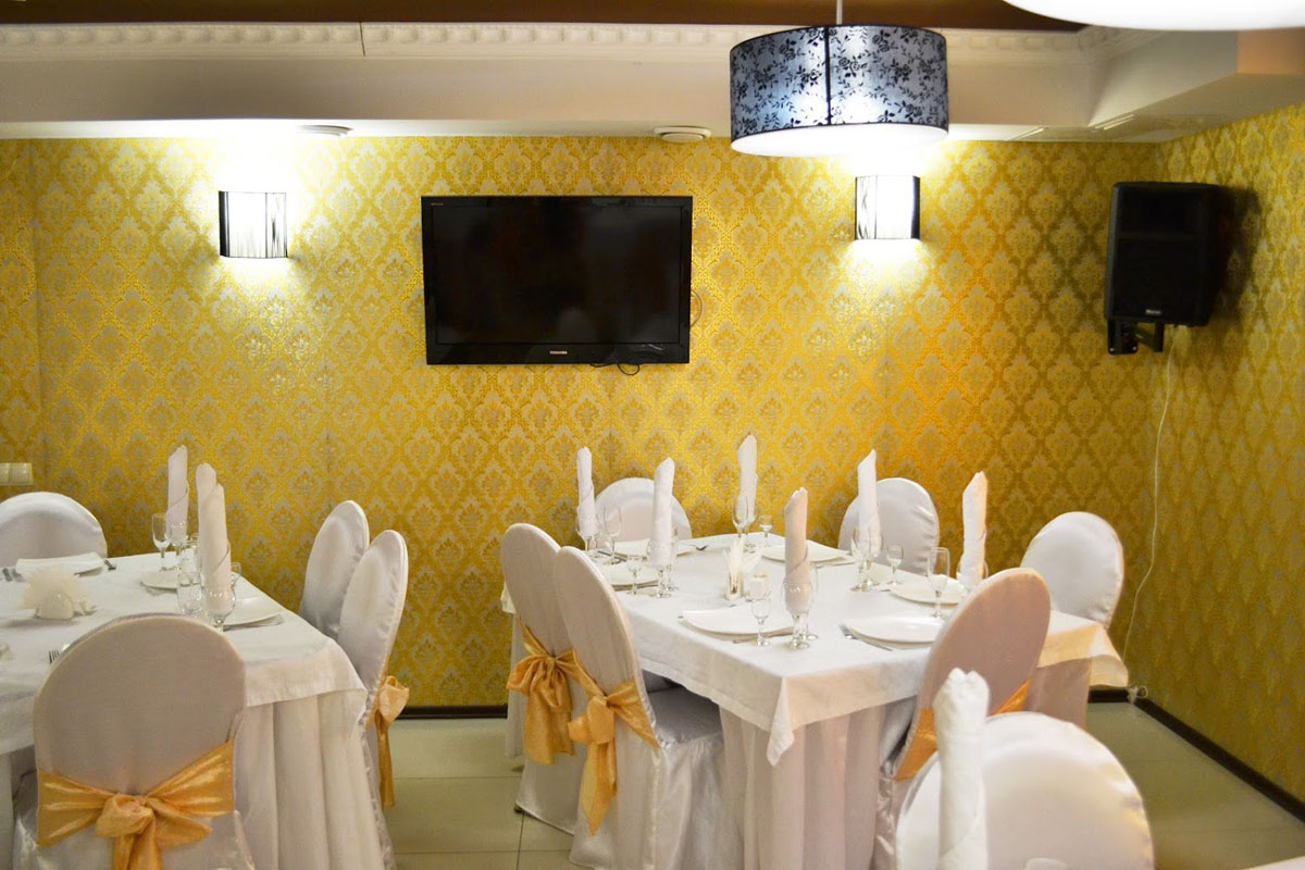Зал на 70 человек — Frant Hotel