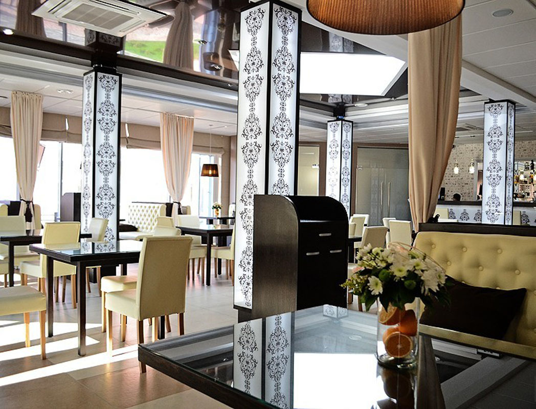 Основной зал — Апельсин