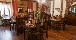 Основной зал — интерьер зала