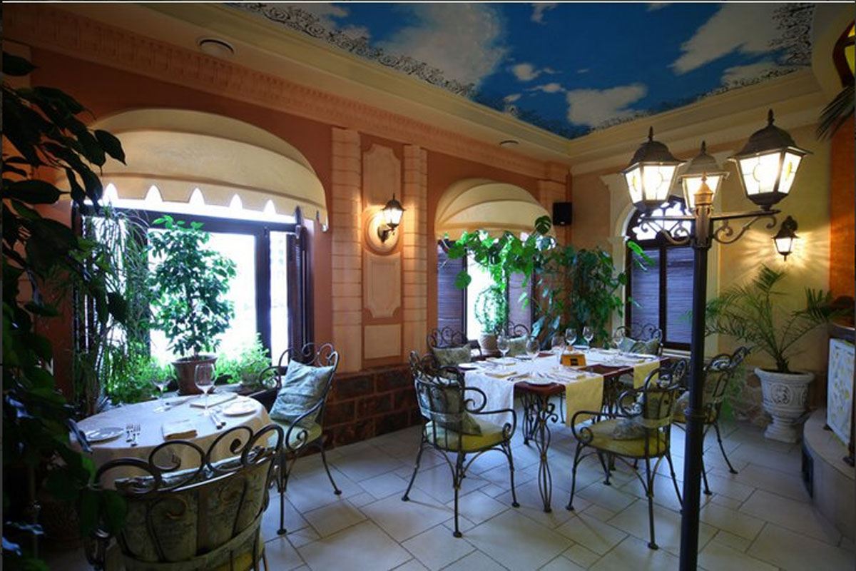 Итальянский  дворик