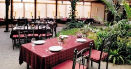 Зал на 140 человек — интерьер зала