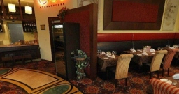 Основной зал — интерьер зала