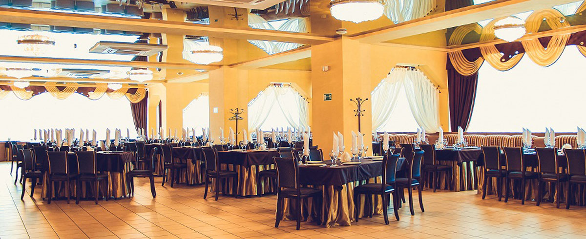 Зал на 170 человек — Кофе Хауз