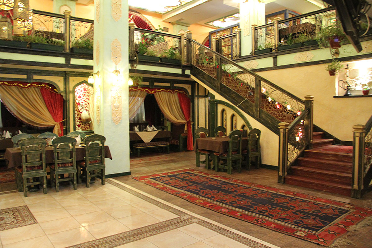 Ресторан первый этаж