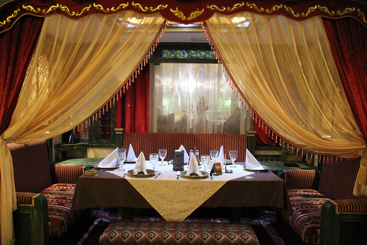 Ресторан первый этаж — фото 3