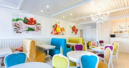 Основной зал — интерьер зала