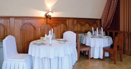 Основной зал