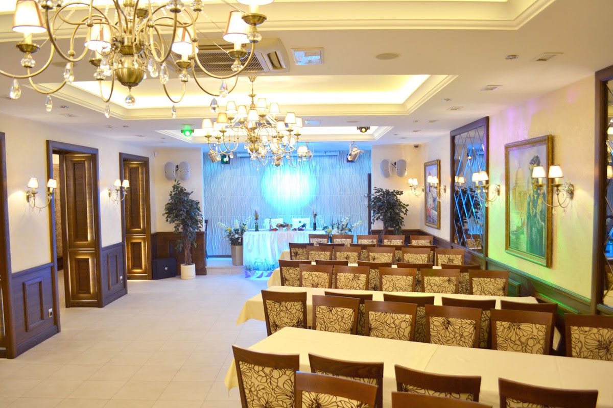 Основной зал — Trattoria Pranzo