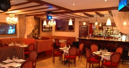 Основной зал