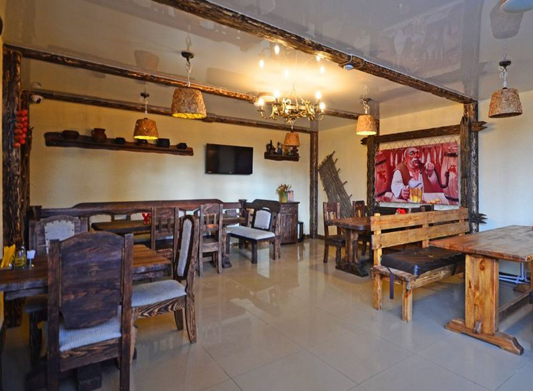 Основной зал — Казачий дворъ