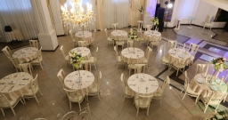 Основной зал