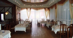 Основной зал