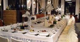 Основной зал — интерьер зала