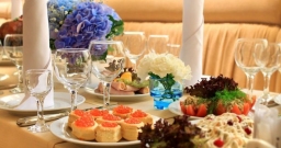 Основной зал