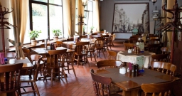 Основной зал