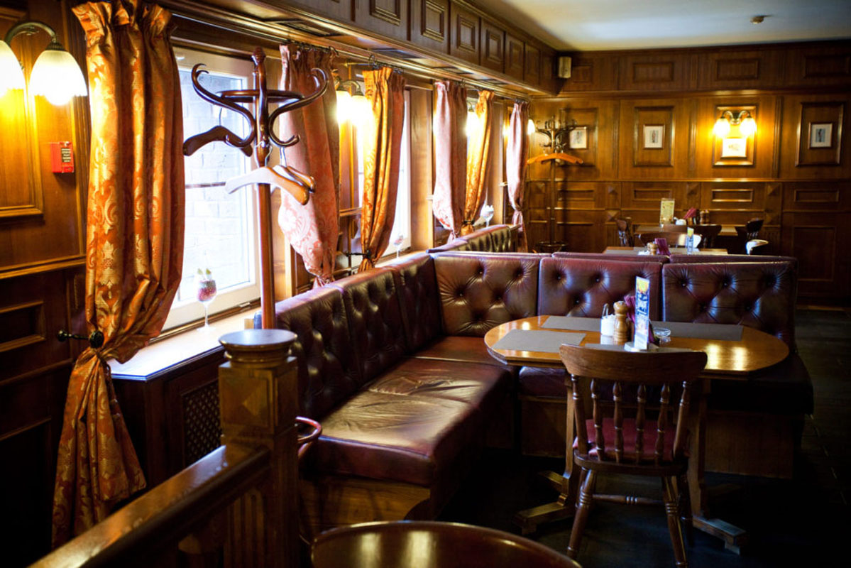 Зал на 30 человек — Британника на улице Горького