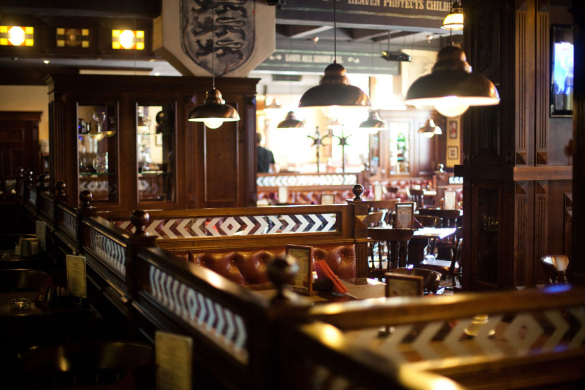 Бар — Британника на Карла Маркса