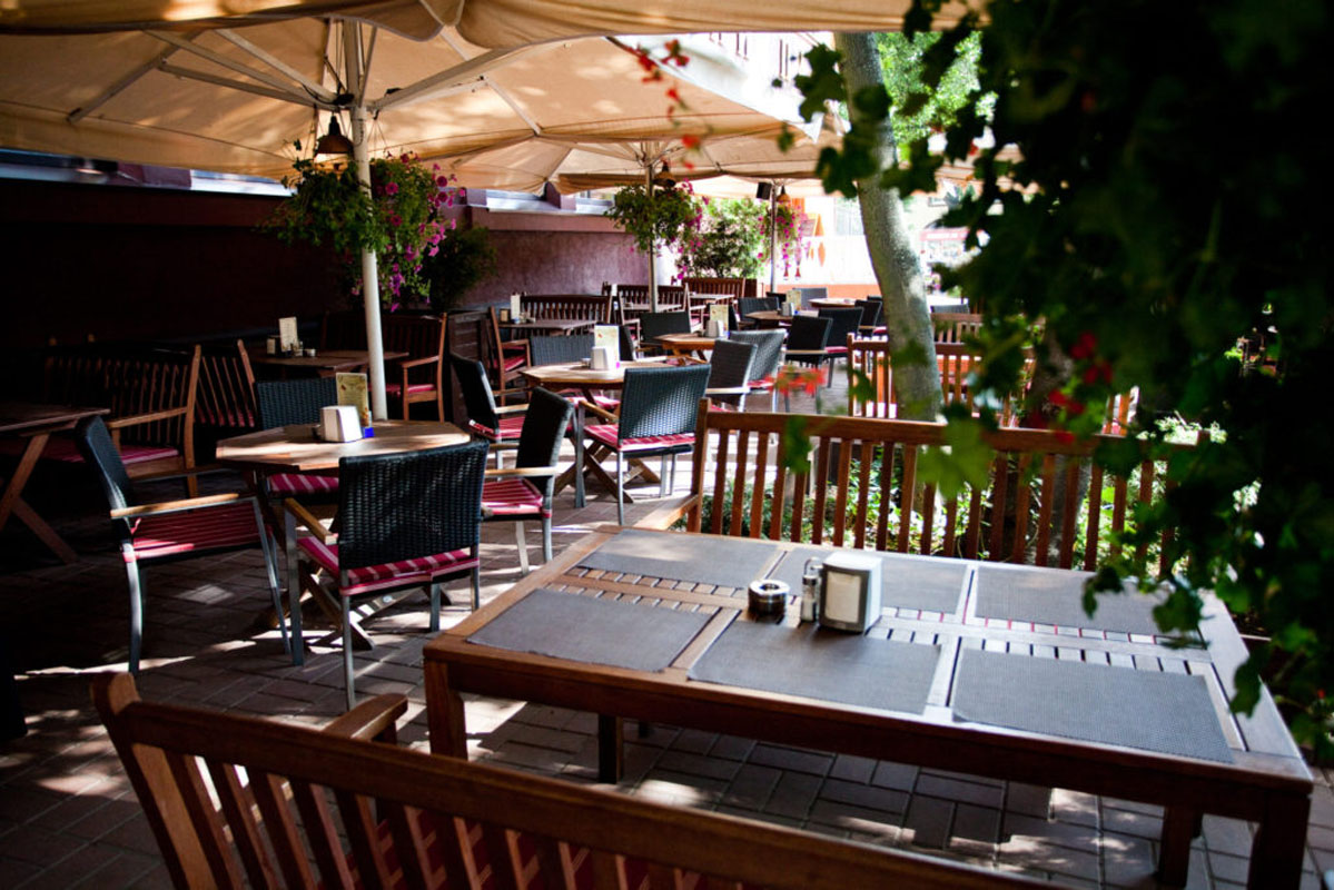 Зал на 40 человек — Британника на Карла Маркса