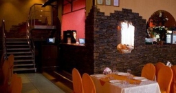 Основной зал