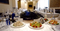 Основной зал