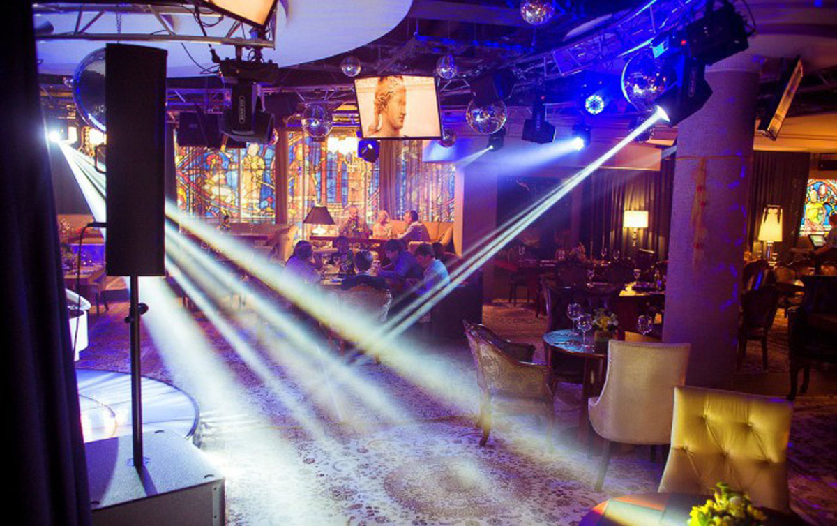 Основной зал — Ресторан-караоке Паваротти