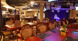 Основной зал