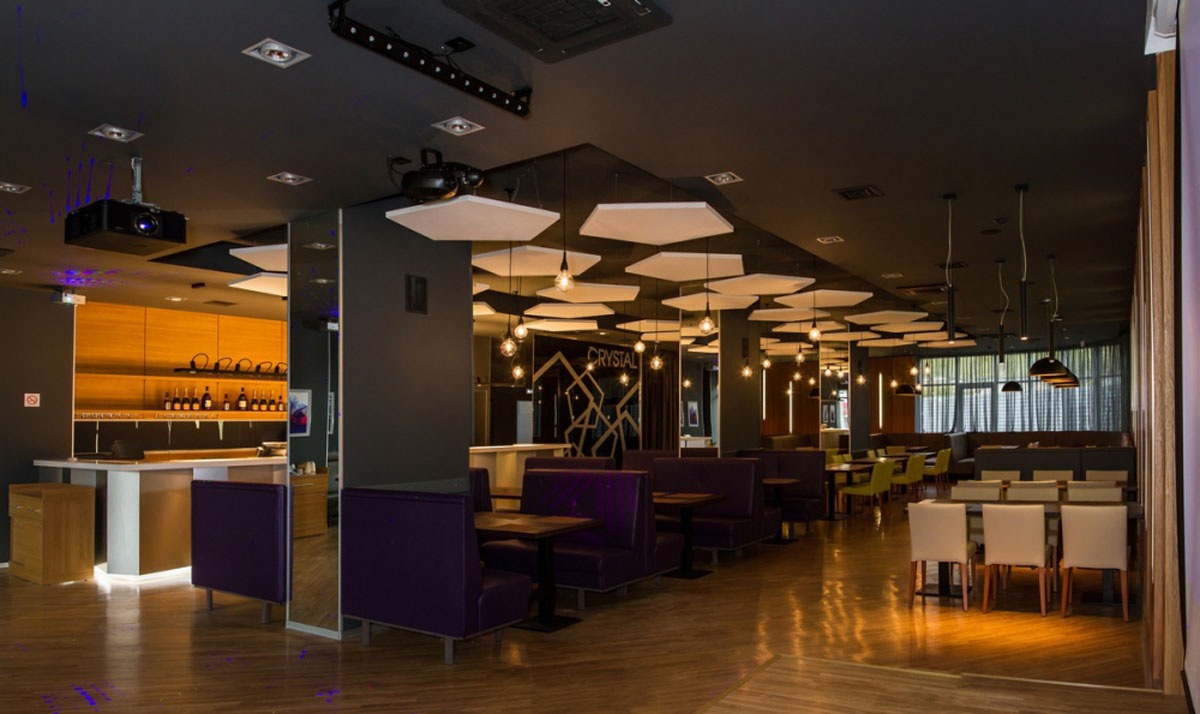 Основной зал —  Ресторан Crystal