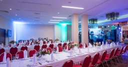 Зал на 200 человек