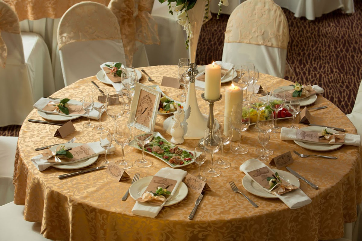 Зал на 220 человек — Garden Grille & Bar