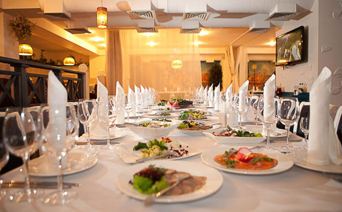 Зал на 90 человек — Ресторан Иоанидис