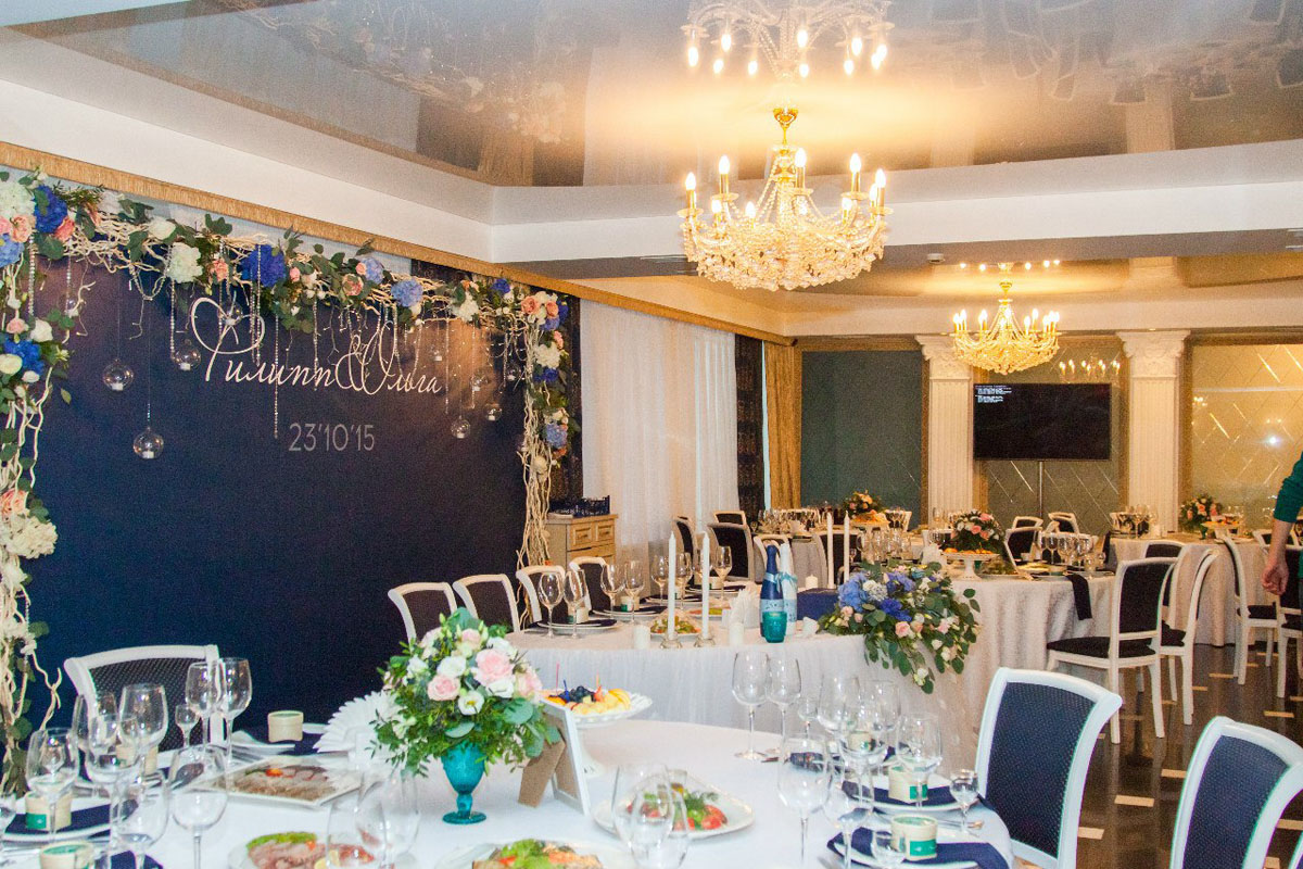 Зал на 220 человек — Ресторан Иоанидис