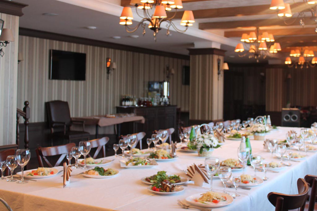 Зал на 80 человек — Сибирский Сафари клуб