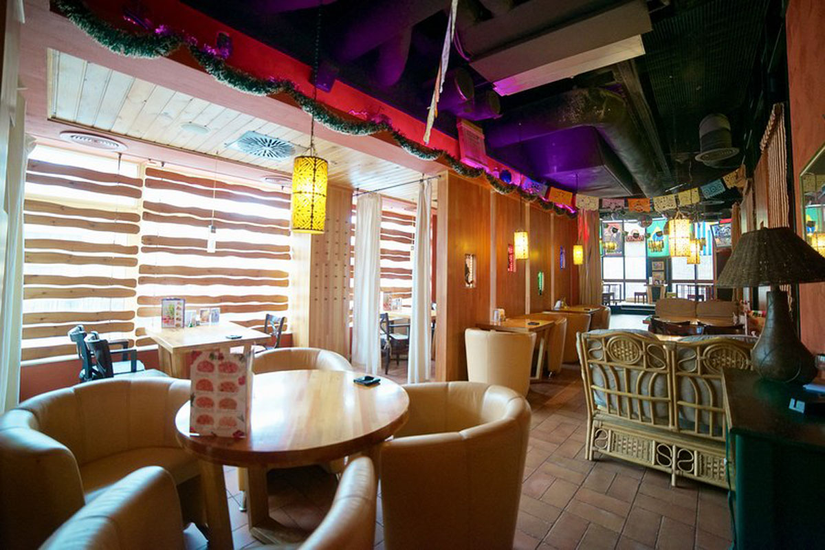 Основной зал — Калининград - Ташкент на улице Театральная