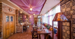 Основной зал