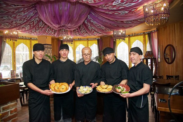 Калининград - Ташкент на улице Театральная — банкетный зал