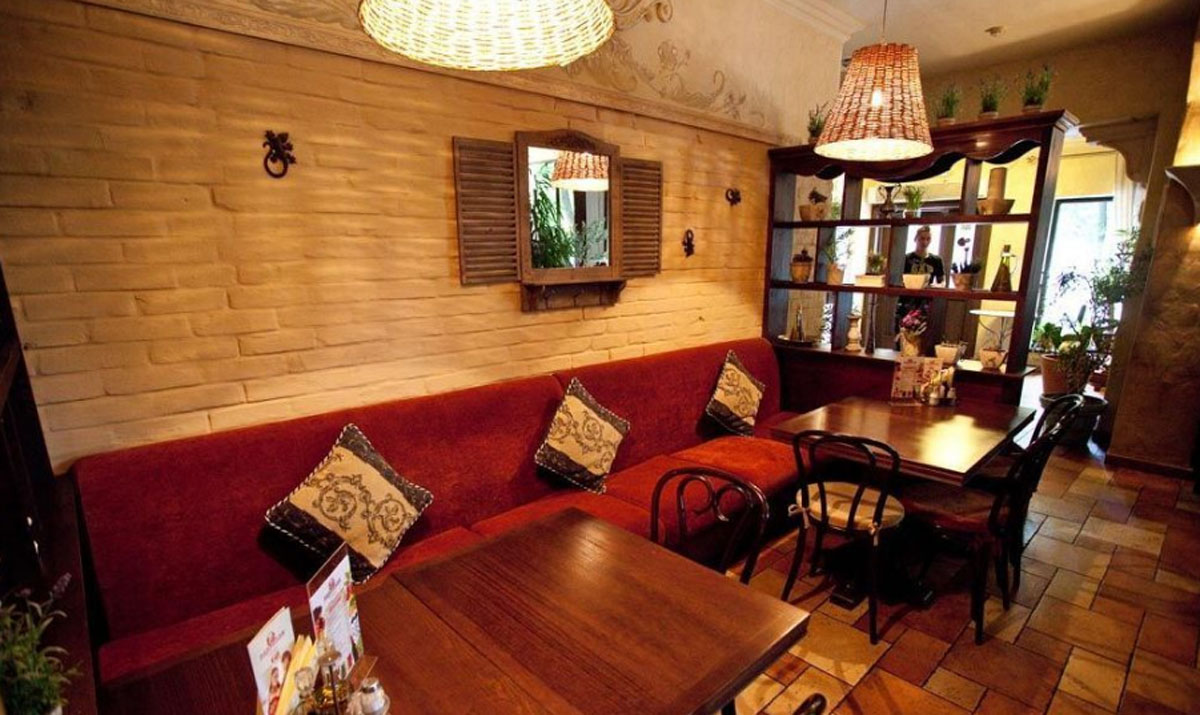 Основной зал — Пармезан