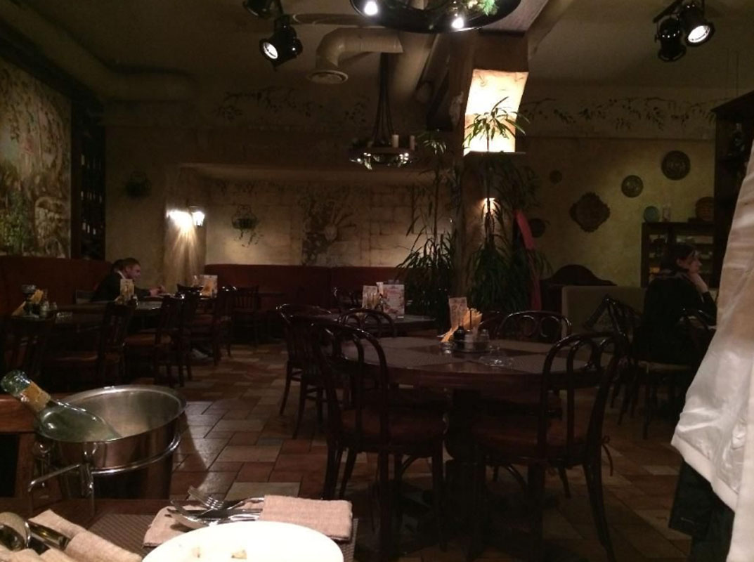 Основной зал — Пармезан