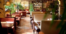 Основной зал — интерьер зала