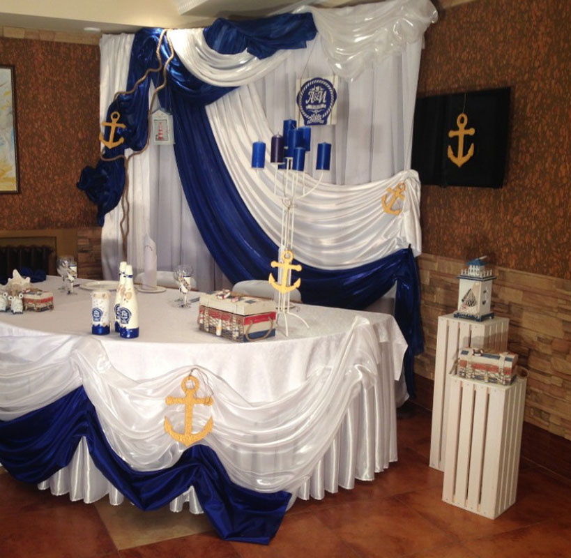 Зал на 100 человек — Роев ручей