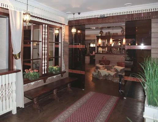 Основной зал