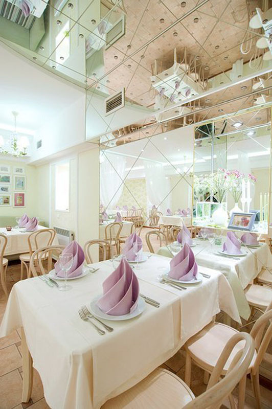 Зал на 50 человек — Братья Гримм