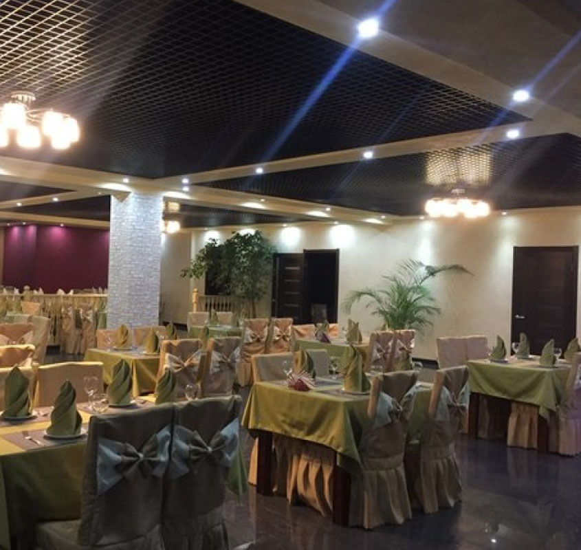 Основной зал — Вечерний Шанхай