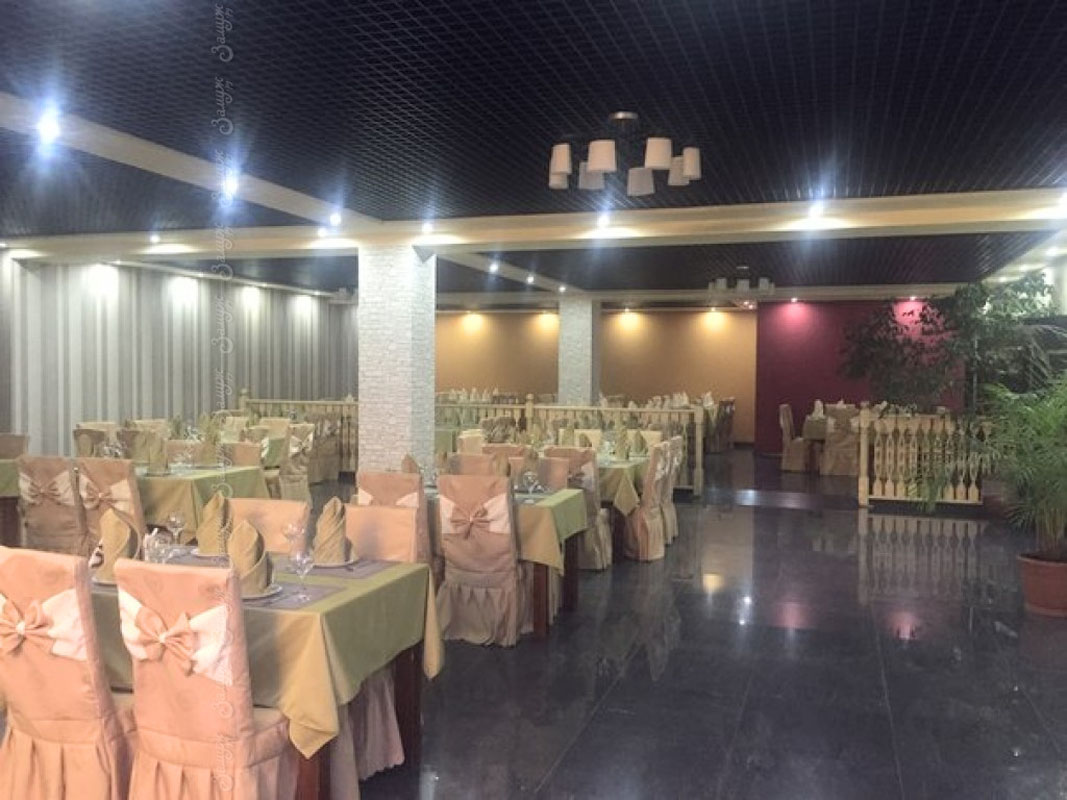 Основной зал — Вечерний Шанхай