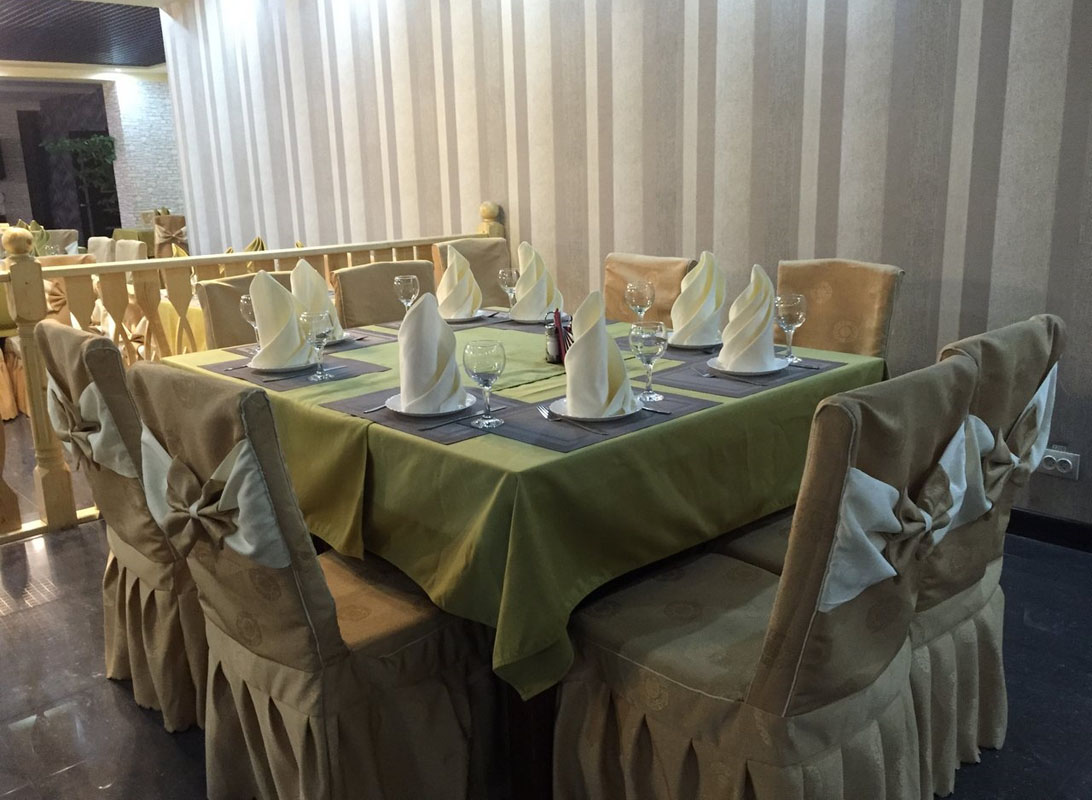 Основной зал — Вечерний Шанхай