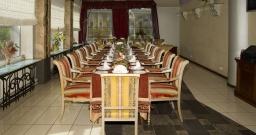 Основной зал