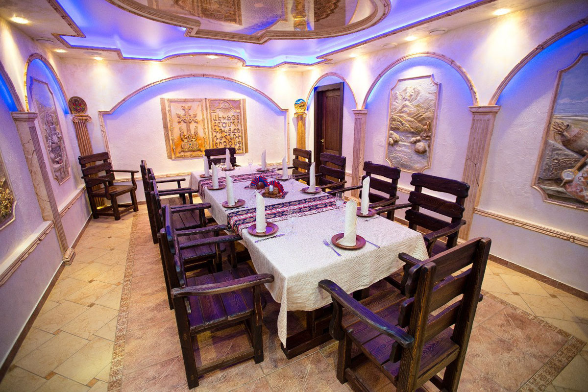 Основной зал — Ресторан Ариса