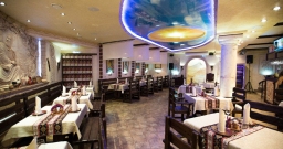 Основной зал